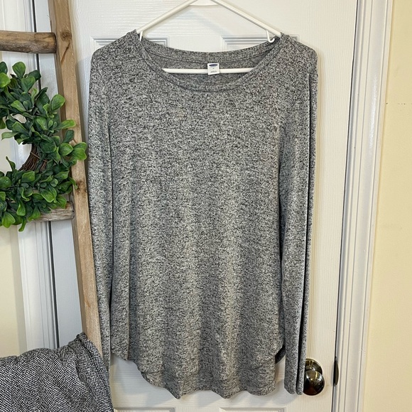Old Navy Tops - Old Navy Knit Long Sleeve Shirt